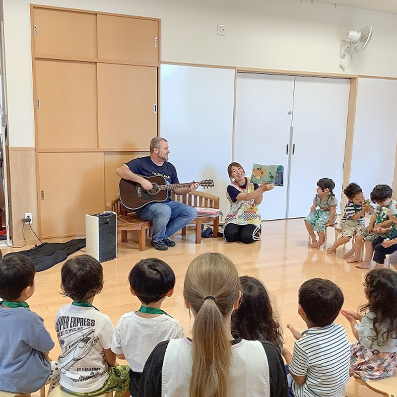 英語学んでいる様子